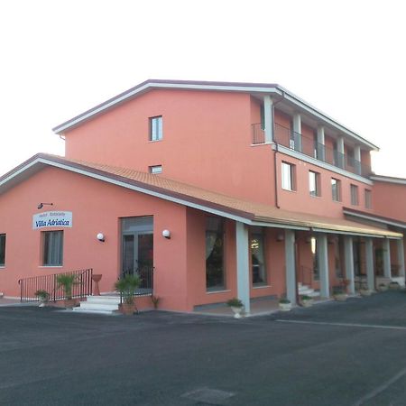 Hotel Villa Adriatica Портоканноне Экстерьер фото
