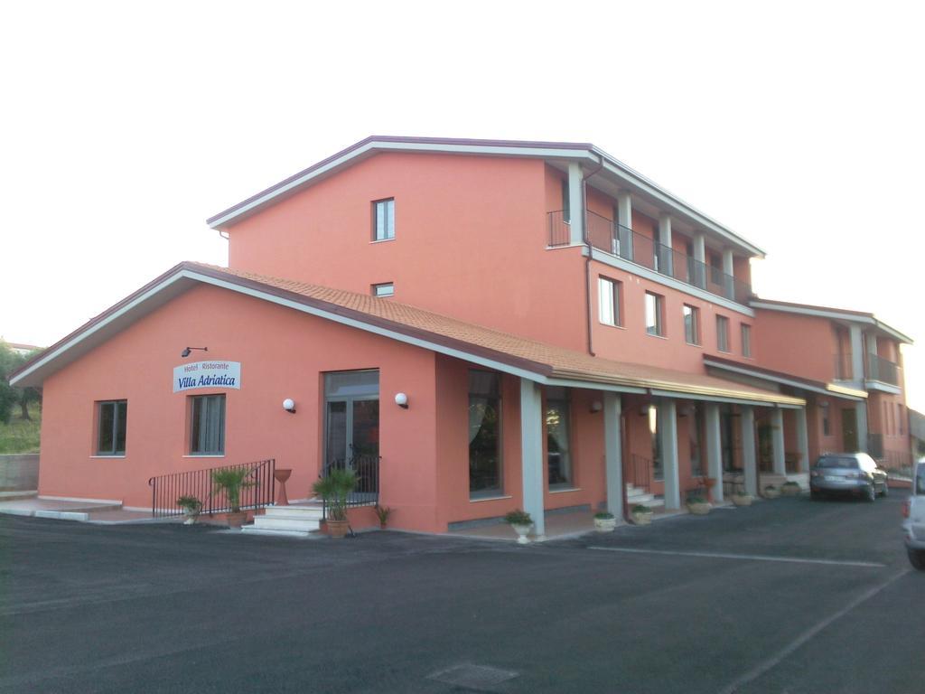 Hotel Villa Adriatica Портоканноне Экстерьер фото